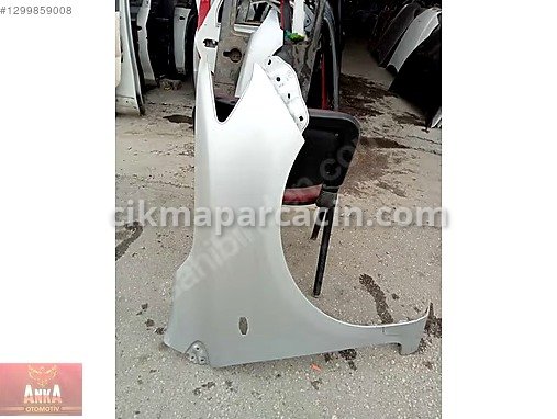 Toyota Corolla Sağ Ön Çamurluk çıkma parça