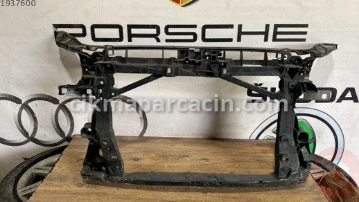 Audi A3 Ön Panel çıkma parça
