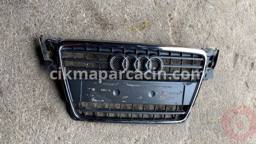 Audi A4 Panjur çıkma parça