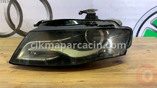 Audi A4 Sol Ön Far çıkma parça