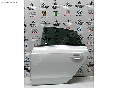 Audi A5 Kapı çıkma parça