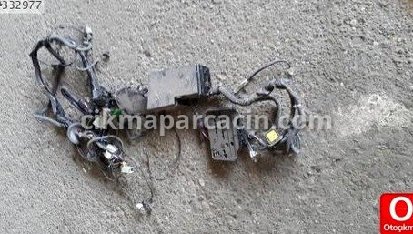 Mazda 2 çıkma parça