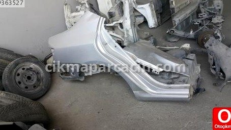 Mazda 2 Arka Çamurluk çıkma parça