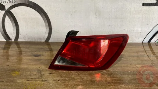 Seat Leon Sağ Arka Stop çıkma parça - Bulut Otomotiv Orjinal Çıkma ve Yedek Parça İzmir