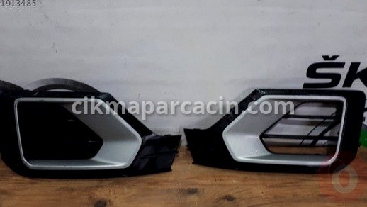 Audi Q2 Sis Farı Çerçevesi çıkma parça