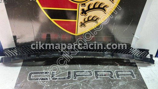 Volkswagen Passat Tampon Izgarası çıkma parça