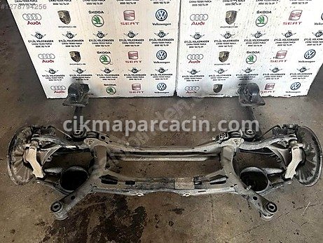 Audi Q3 Arka Dingil çıkma parça
