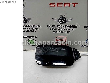 Audi Q3 Depo Kapağı çıkma parça