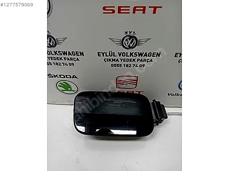 Audi Q3 Depo Kapağı çıkma parça - EYLÜL VOLKSWAGEN ÇIKMA YEDEK PARÇA Şanlıurfa
