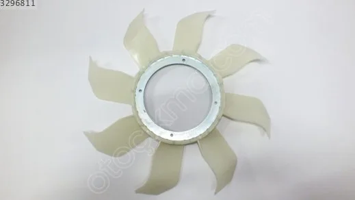Nissan Navara Fan Paneli 21060S çıkma parça