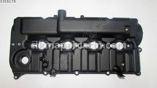 Kia Sorento Külbütör Kapağı çıkma parça