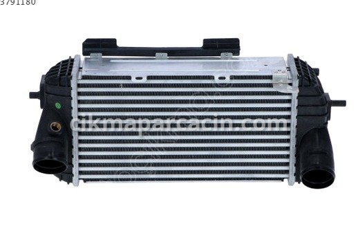 Hyundai Tucson İntercooler çıkma parça