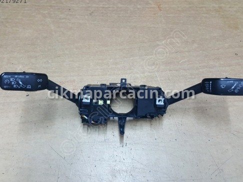 Audi A5 Sinyal Kolu çıkma parça