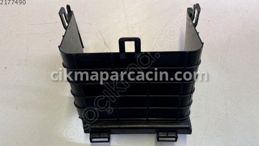 Volkswagen Passat Akü çıkma parça