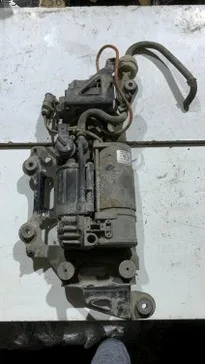 Audi A1 Klima Kompresörü çıkma parça - Bulut Otomotiv Orjinal Çıkma ve Yedek Parça İzmir