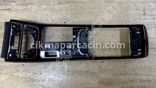 Audi A8 Orta Konsol çıkma parça