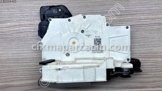 Audi Q8 Kapı Kilidi çıkma parça