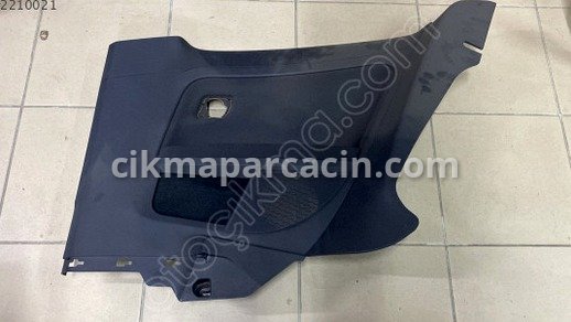 Volkswagen Golf Kapı Döşemesi çıkma parça