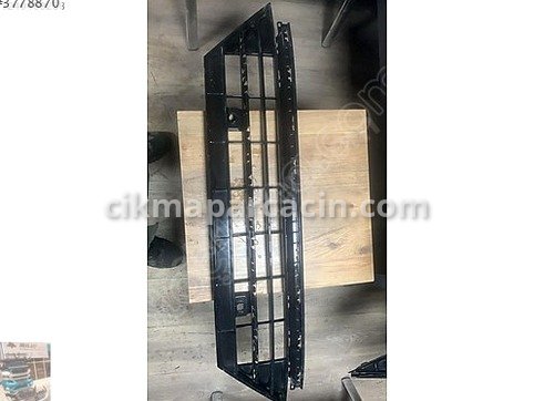 Volkswagen Tiguan Tampon Izgarası çıkma parça