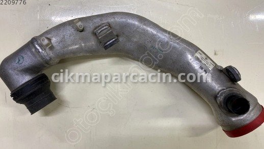 Volkswagen Scirocco Turbo Borusu çıkma parça