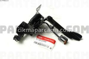 81130-C5000 SORENTO KAPUT KİLİDİ 2015 SONRASI