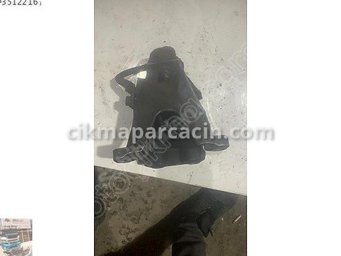 Audi A4 Motor Braketi çıkma parça