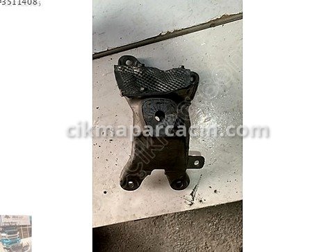 Audi A4 Motor Takozu & Kulağı çıkma parça