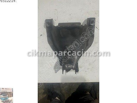 Audi Q5 Motor Takozu & Kulağı çıkma parça