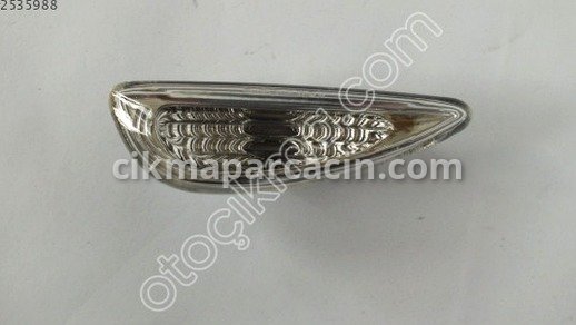 Hyundai Accent Arka Çamurluk çıkma parça