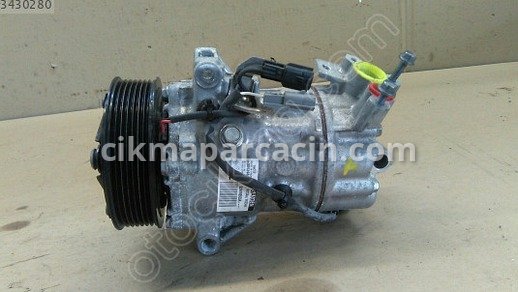 Renault Clio Klima Kompresörü çıkma parça