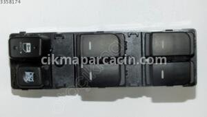 93570-1M100WK CERATO 2010- CAM DÜĞMESİ ÖN SOL