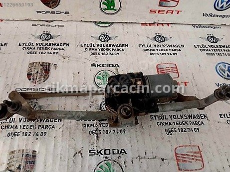 Volkswagen Caddy Silecek Motoru çıkma parça