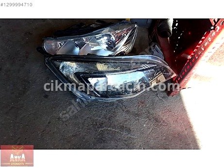 Opel Astra Sağ Ön Far çıkma parça