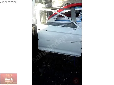 Volkswagen Passat Sağ Ön Kapı çıkma parça - ANKA OTO YEDEK PARÇA İzmir