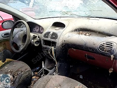Peugeot 206 Gösterge Paneli çıkma parça - MERSİN YEDEK PARÇA Konya