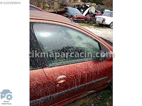 Peugeot 206 Sağ Ön Çamurluk çıkma parça