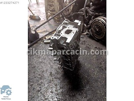 Renault Clio Silindir Kapağı çıkma parça