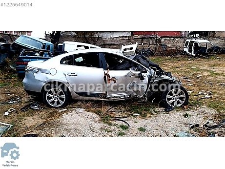 Renault Fluence Arka Çamurluk çıkma parça