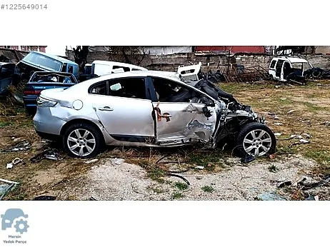 Renault Fluence Arka Çamurluk çıkma parça - MERSİN YEDEK PARÇA Konya