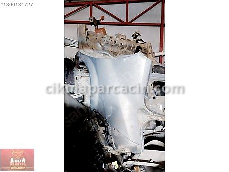 Renault Megane Arka Çamurluk çıkma parça