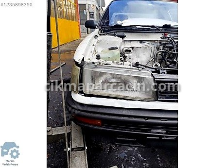 Toyota Corolla Far çıkma parça