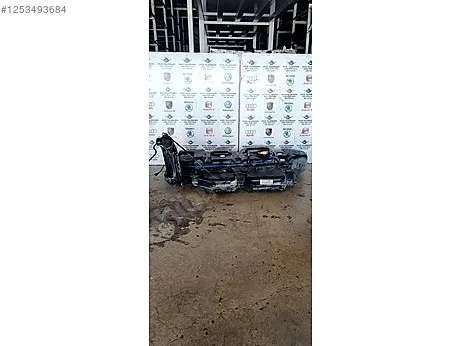 Volkswagen Transporter Yakıt Deposu çıkma parça - EYLÜL VOLKSWAGEN ÇIKMA YEDEK PARÇA Şanlıurfa