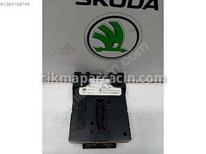 VOLKSWAGEN ANAHTARSIZ GİRİŞ BEYNİ 5Q0959435C | ÇIKMA PARÇA