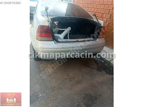 Volkswagen Bora Arka Tampon çıkma parça