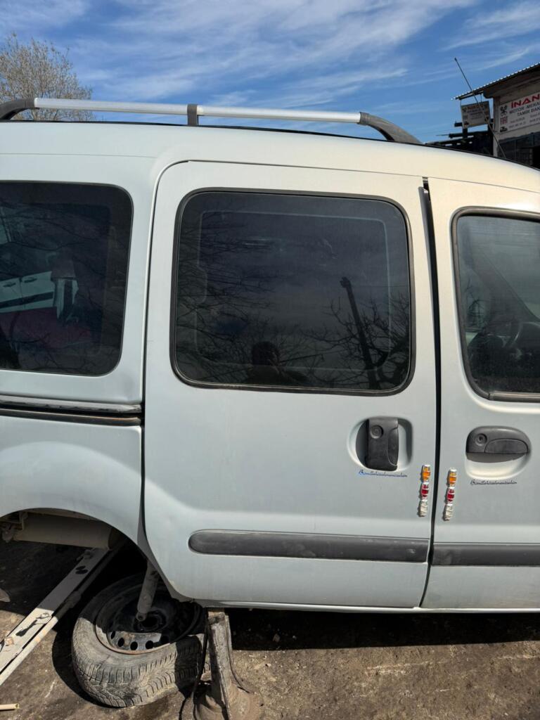 Renault Kangoo Sağ Sürgülü Kapı çıkma parça