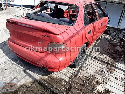 Hyundai Accent Sağ Arka Çamurluk çıkma parça