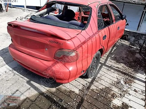 Hyundai Accent Sağ Ön Çamurluk çıkma parça - Baltacı Otomotiv Çıkma38 Kayseri