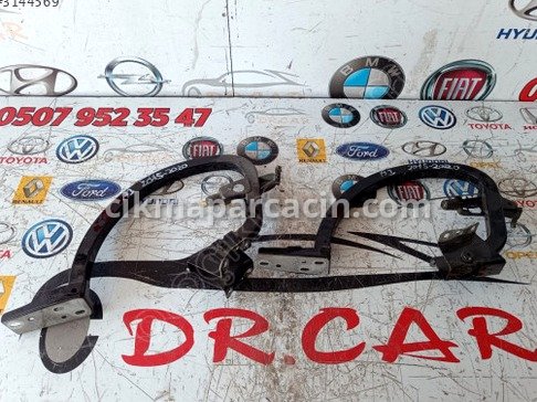 Audi A3 Bagaj Menteşesi çıkma parça