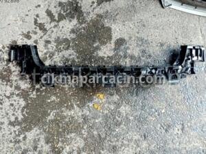 audi a3 arka tampon bağlantı braketi 8v5807385d | ÇIKMA PARÇA