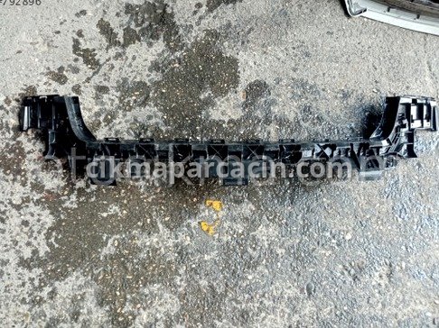 Audi A3 Bağlantı Braketi çıkma parça